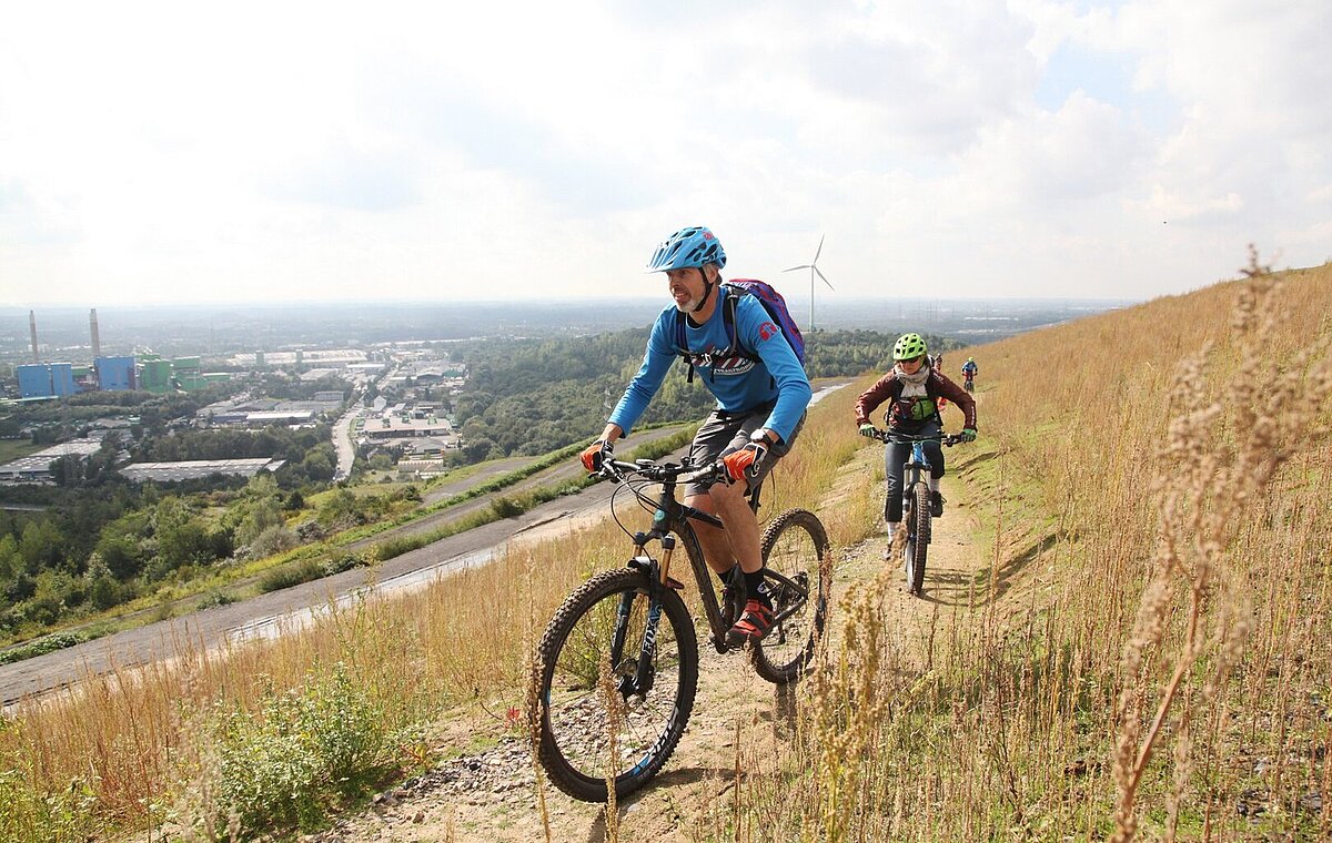 Probelauf der Mountainbike-Strecke auf der Halde Hoheward