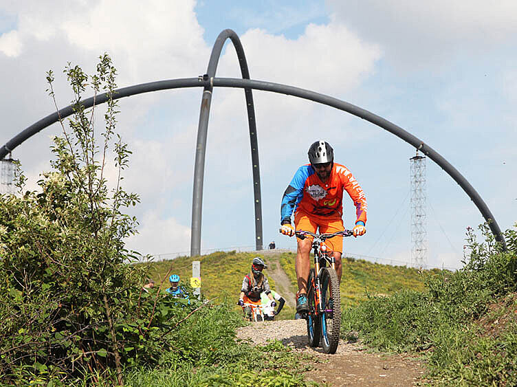 Mountainbiker auf Halde Hoheward