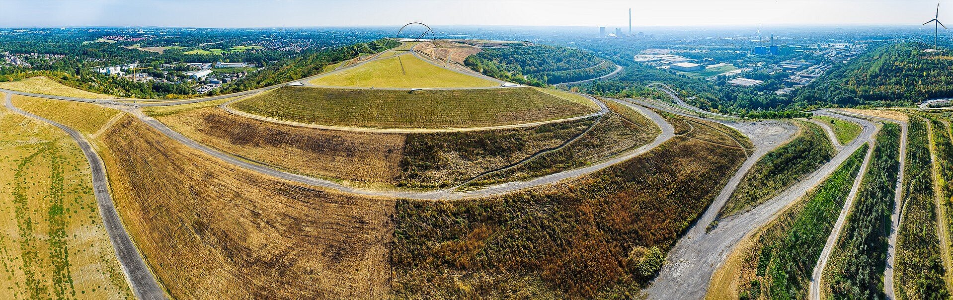 Panorama Halde Hoheward West aus der Luft.