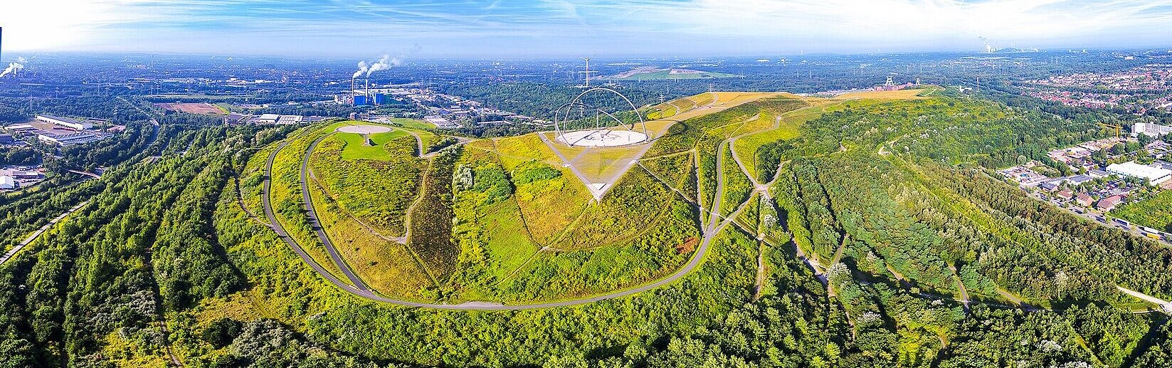 Panorama Halde Hoheward aus der Luft.