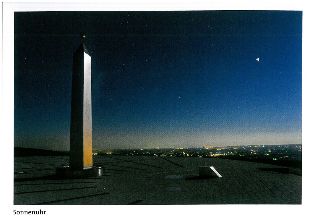 Postkarte "Obelisk der Sonnenuhr auf Halde Hoheward"